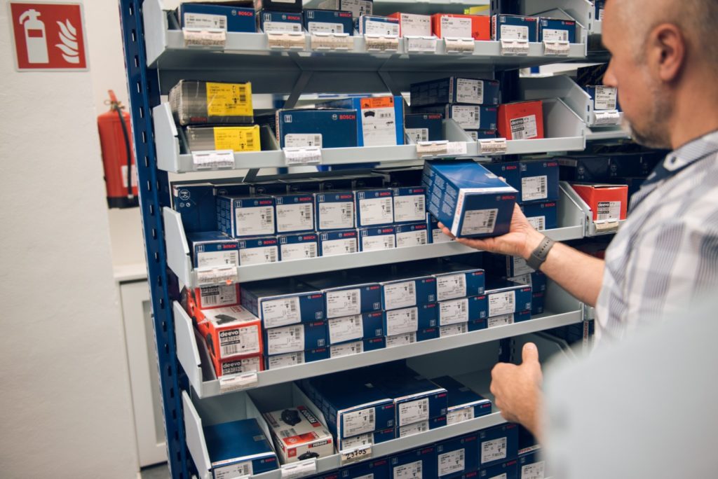 DGL_1191 Ricambi auto svg+xml;charset=utf